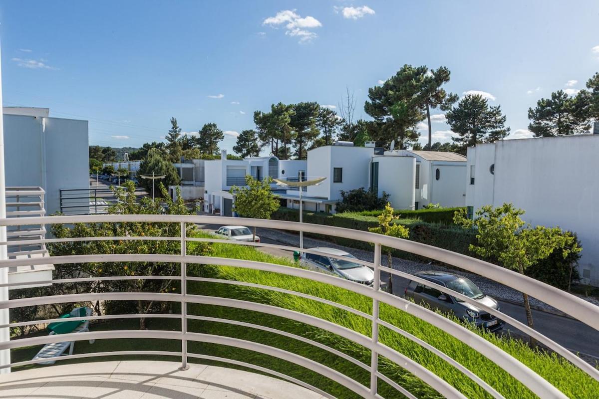 3 Bedroom Villa With Private Pool In Palmela Exterior photo